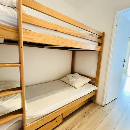 Apartmán Port Vincent - Climatise Avec Wifi Vue Piscine Mae-8374 *